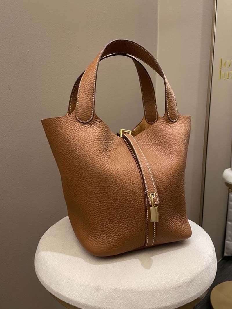 Lia Leather Bag
